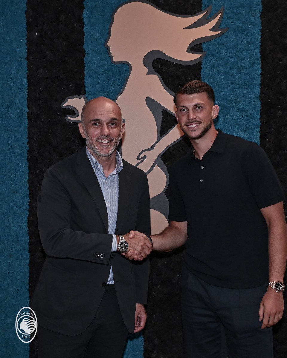 suivez en direct tous les transferts de football : rumeurs, confirmations et analyses en temps réel pour ne rien manquer du mercato.