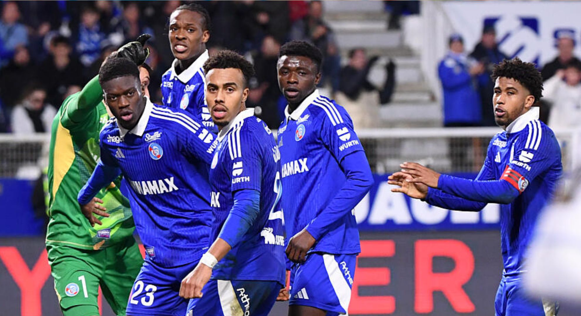 découvrez toutes les informations sur le transfert de yassine au club de strasbourg, les détails du contrat et les réactions des fans.
