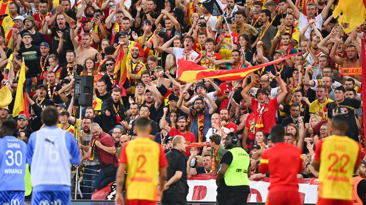 découvrez le transfert sensationnel à lens qui fait vibrer les supporters et renforce l'équipe pour une saison pleine de succès.