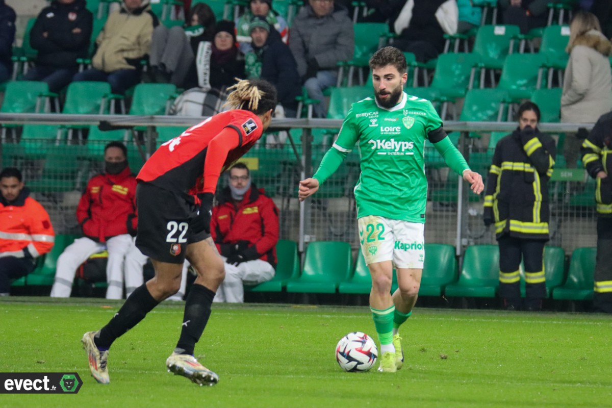 découvrez les dernières infos du mercato asse avec le départ de davitashvili et le choix crucial qui attend kilmer pour renforcer l'équipe.