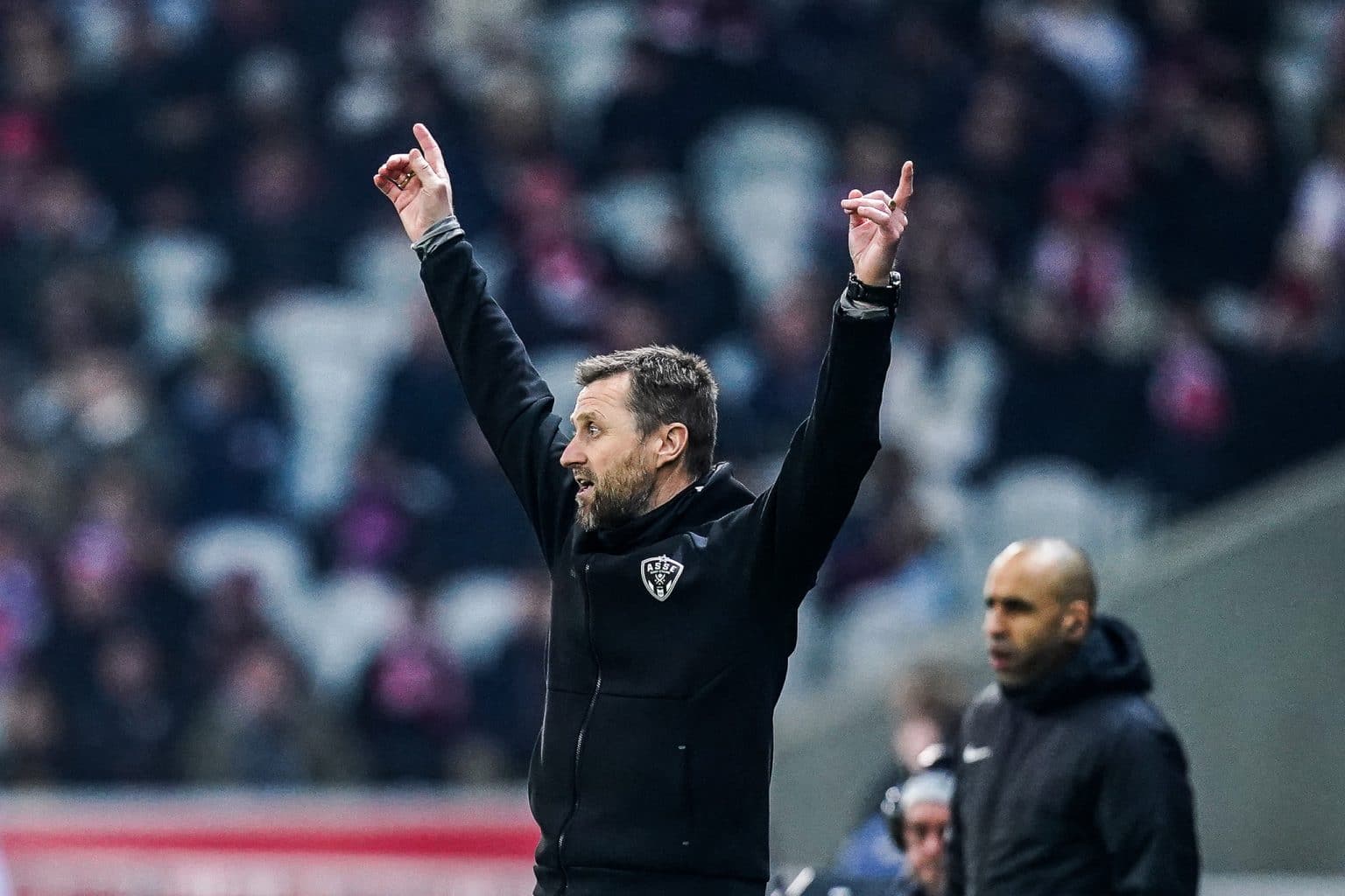 découvrez les dernières informations sur le mercato de l'asse avec une focus sur eirik horneland, l'entraîneur suédois envisagé par le club.