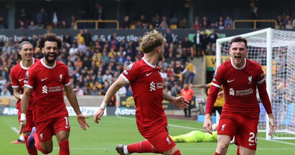 découvrez les trois talents prometteurs capables de succéder à salah à liverpool et de continuer à faire briller le club.