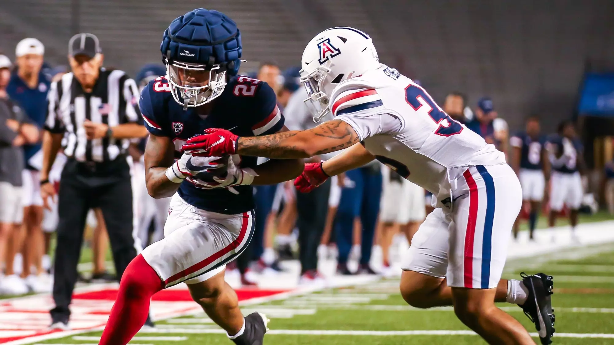 découvrez le parcours de josh atkins, transfert clé du football universitaire en arizona, et son impact sur la saison à venir.