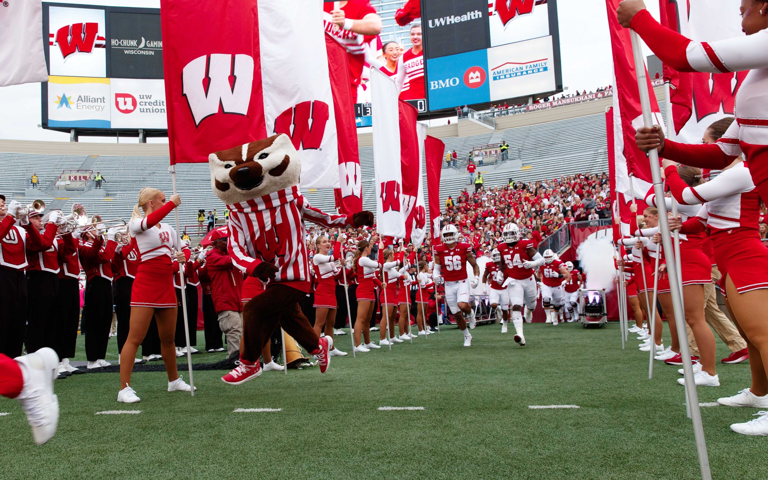 découvrez les dernières actualités et informations sur les transferts dans le football universitaire du wisconsin. suivez les mouvements des joueurs et les talents à surveiller.