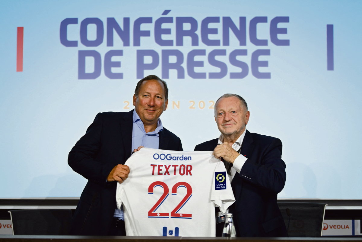 découvrez l'affaire des transferts fantômes entre botafogo et l'ol, ainsi que les enjeux de la multipropriété dans le football moderne.