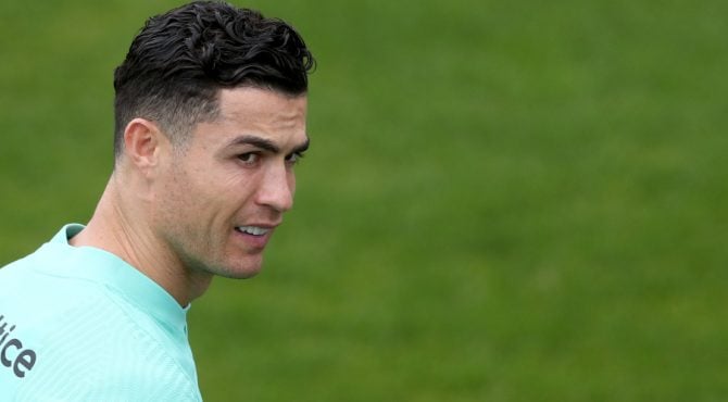 découvrez toutes les actualités et rumeurs du mercato sur centre transferts direct, votre source fiable pour suivre les transferts en temps réel.