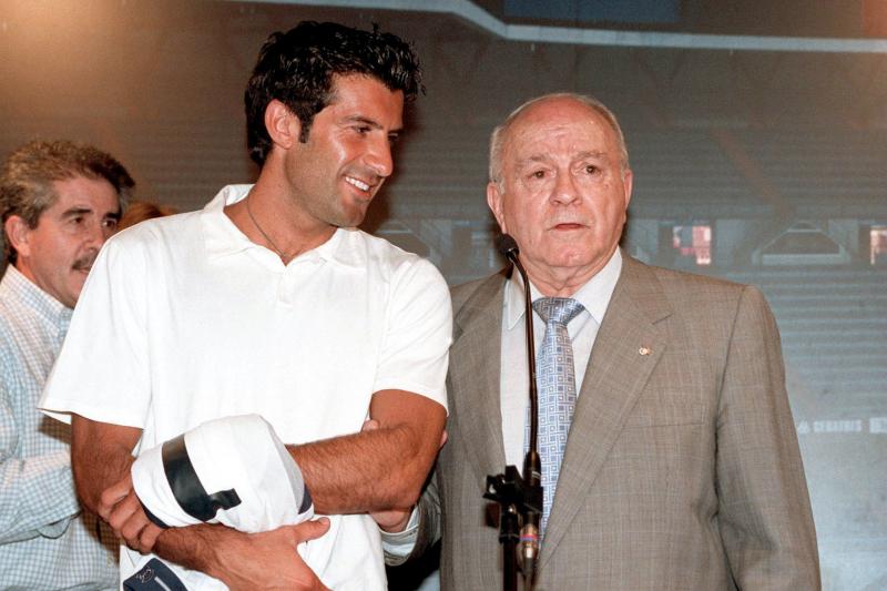 découvrez le transfert du joueur de flamengo en 2026, classé 2e plus cher de l'histoire du club, avec tous les détails et les enjeux financiers.