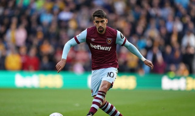 lucas paqueta réalise un transfert record en passant de flamengo à west ham, marquant un nouveau chapitre dans sa carrière footballistique.