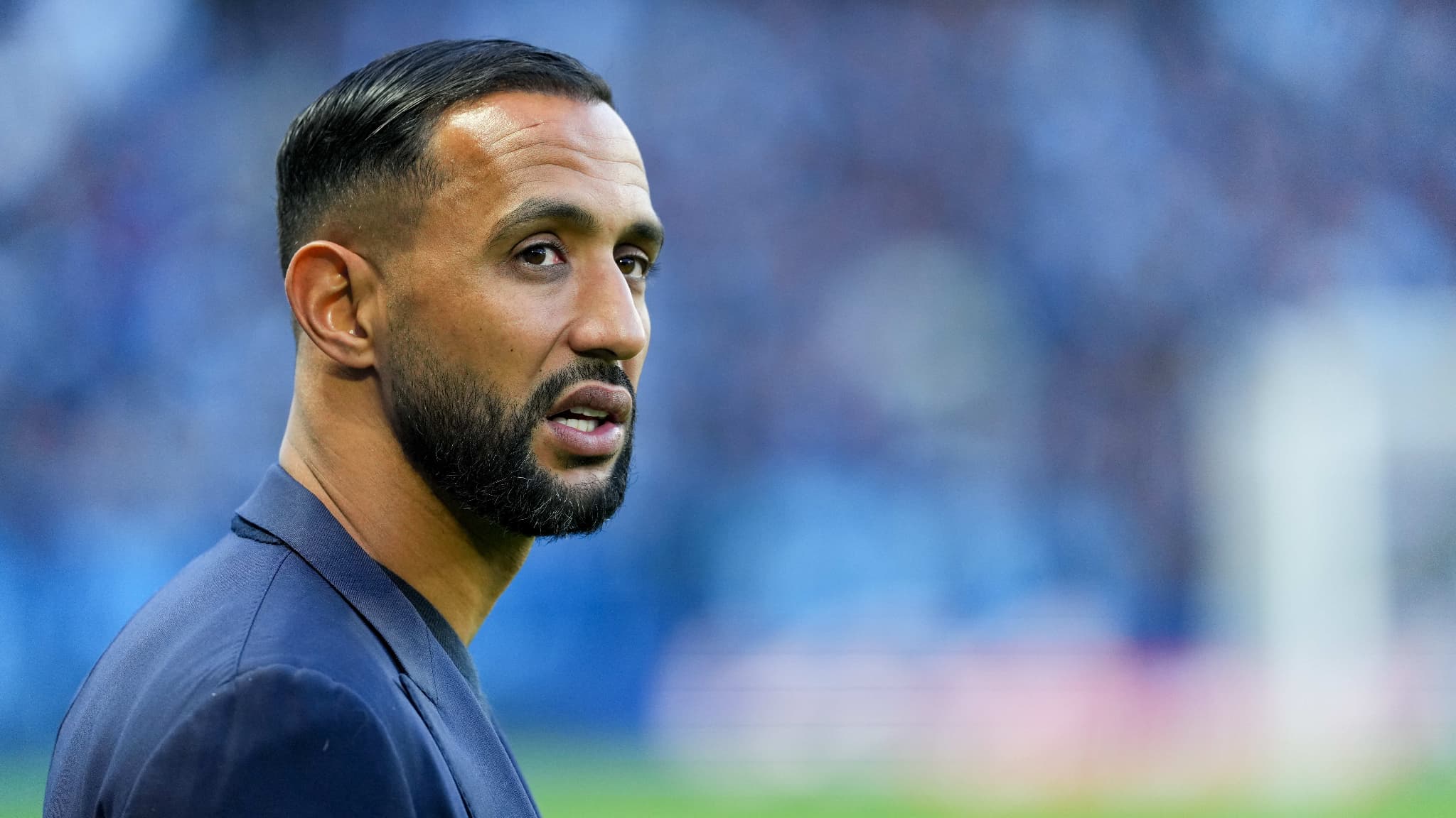 benatia adresse de fortes critiques aux joueurs de l’om, pointant leurs performances et leur attitude sur le terrain.