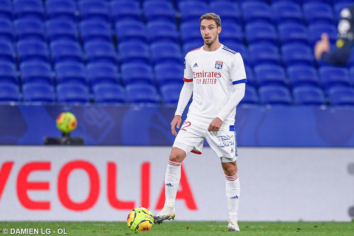 découvrez comment l'ol accueille un talent exceptionnel, prêt à briller et à renforcer l'équipe avec des performances remarquables.