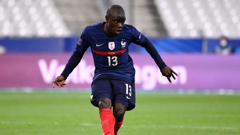 découvrez les dernières informations sur n'golo kanté, bientôt transféré à fenerbahçe, et suivez son parcours dans ce club prestigieux.