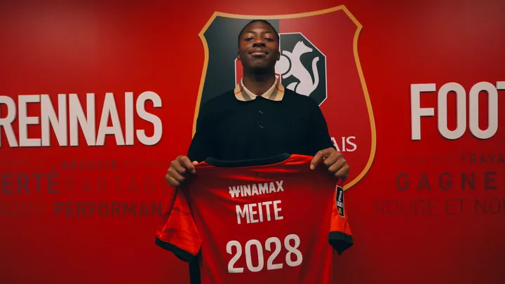découvrez les détails du transfert imminent de kader meïté à al-hilal, une opération majeure qui pourrait bouleverser le mercato actuel.