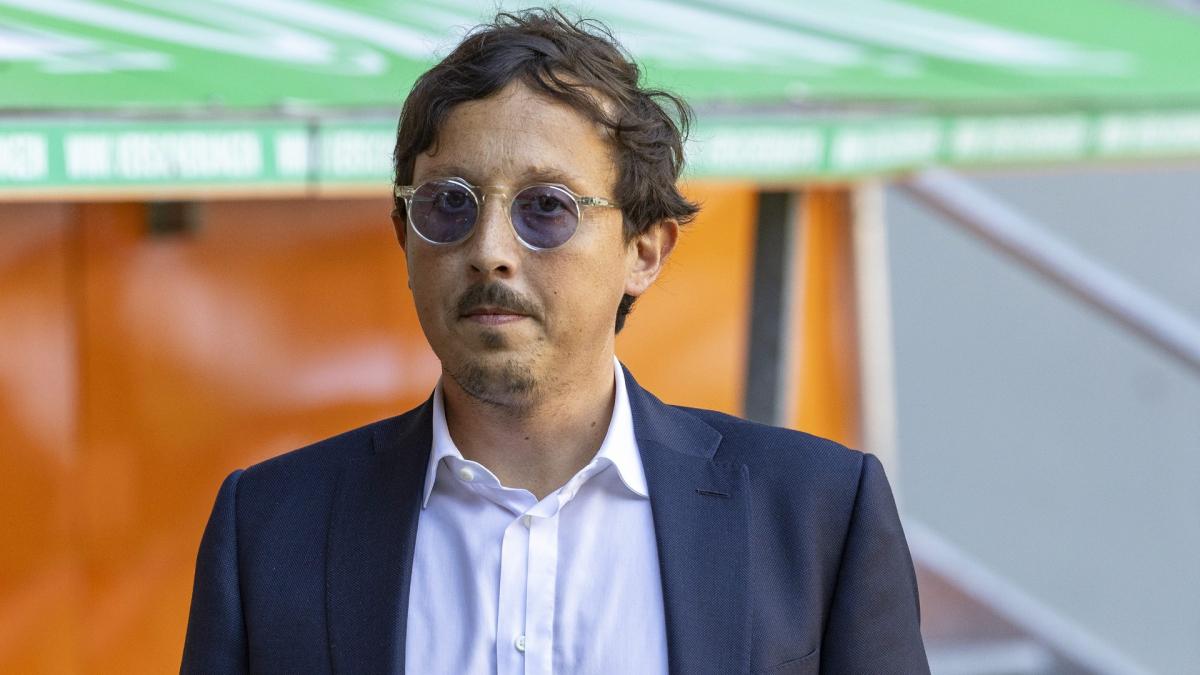 découvrez le retour tant attendu du joueur à l'om après un transfert manqué, un nouveau départ pour renforcer l'équipe et viser la victoire.