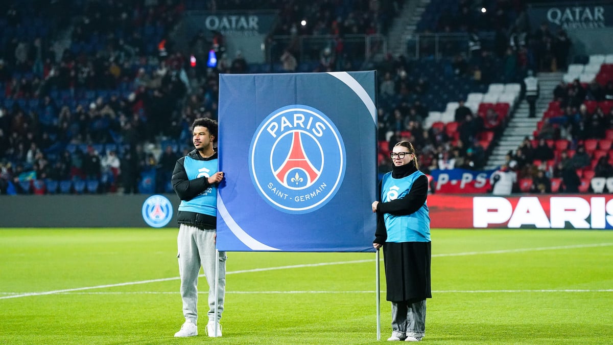 riolo demande le départ immédiat d'un joueur clé du psg, suscitant un débat intense au sein du club et chez les supporters.