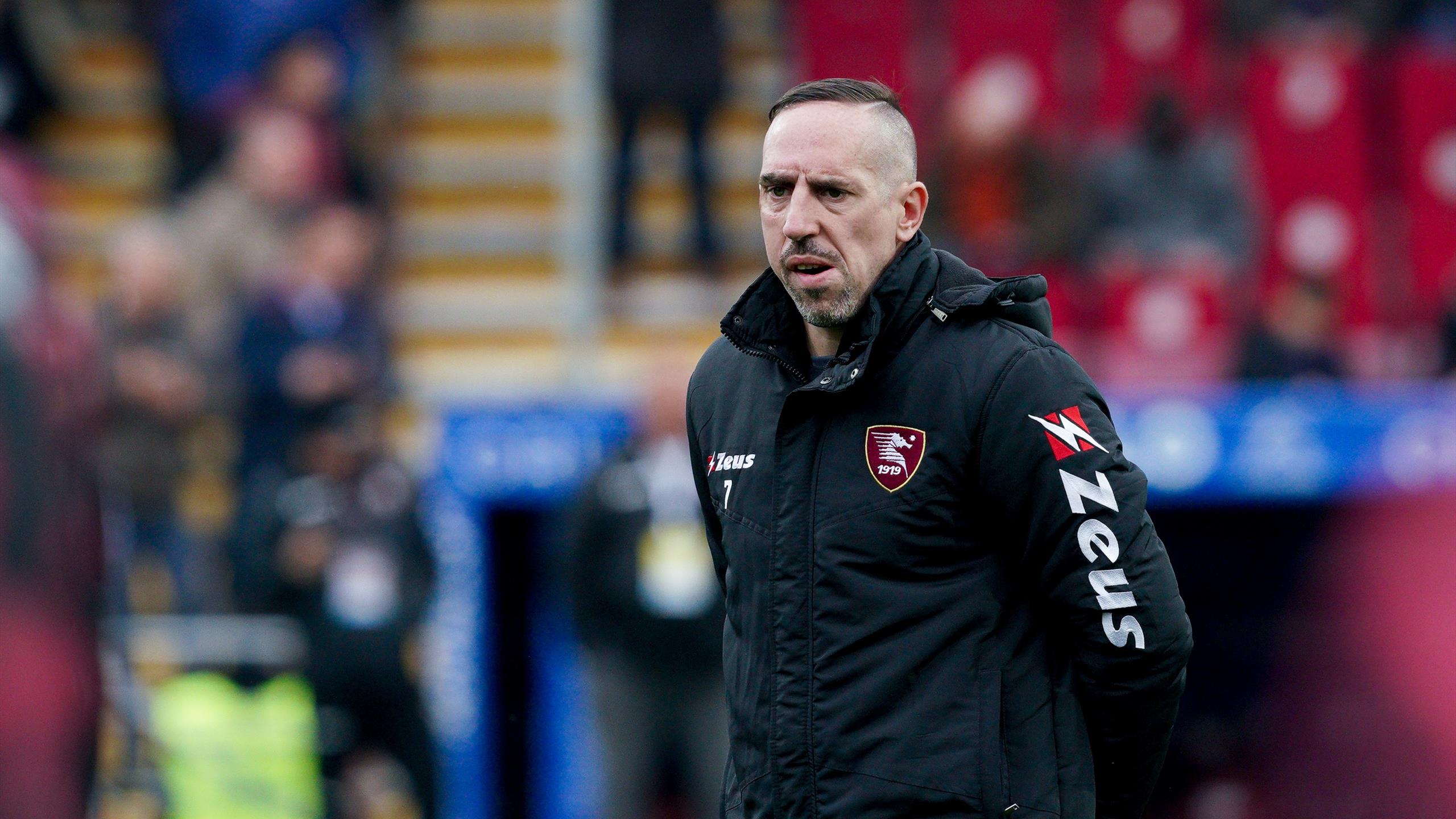 découvrez le transfert historique de franck ribéry à metz, un moment marquant dans la carrière de la légende du football français.
