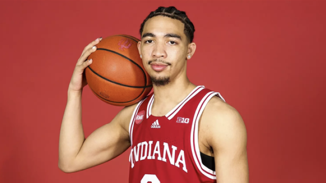 quatre joueurs d'indiana annoncent leur inscription au portail des transferts après leur victoire spectaculaire au rose bowl, marquant un tournant majeur pour leur carrière.