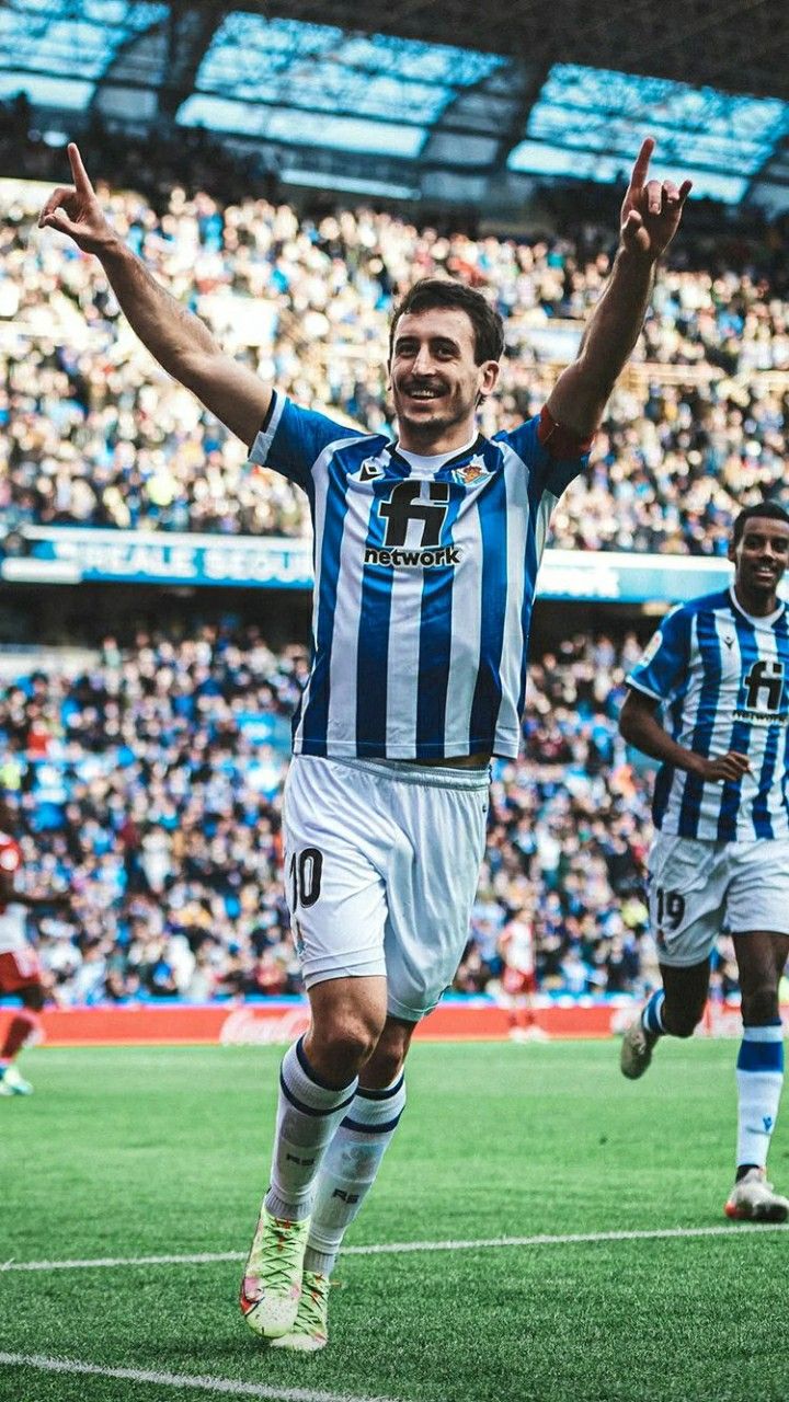 découvrez les dernières rumeurs et informations sur un possible transfert de oyarzabal vers manchester united. suivez les actualités du mercato en temps réel.