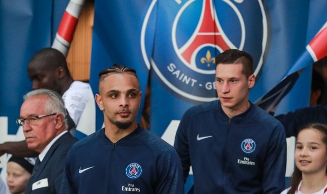 découvrez le transfert à l'om, un moment chargé d'émotion et un adieu poignant pour le joueur et les fans.