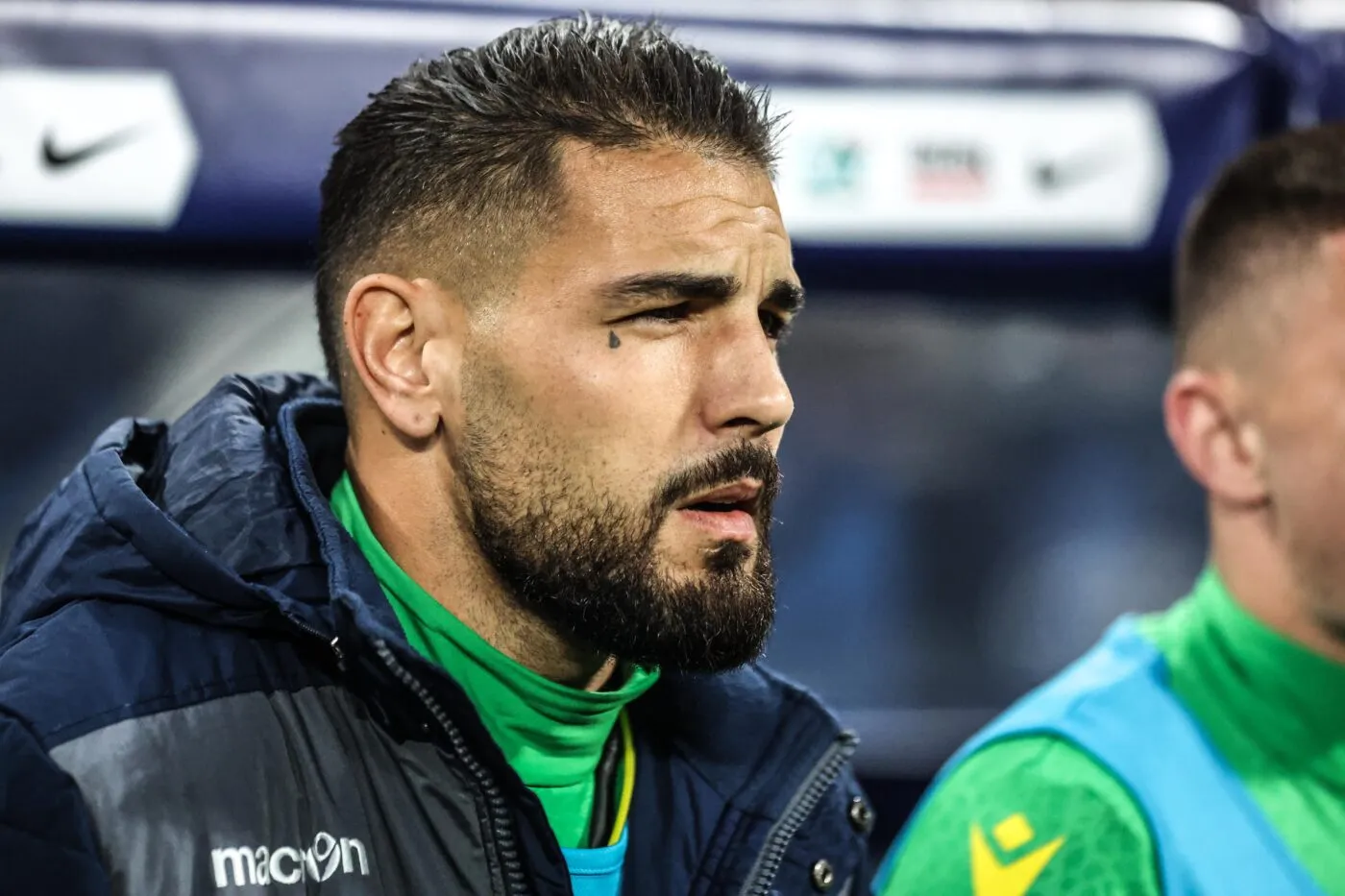 andy delort exprime ses regrets concernant son transfert manqué à l'olympique de marseille, partageant ses pensées sur cette opportunité manquée.