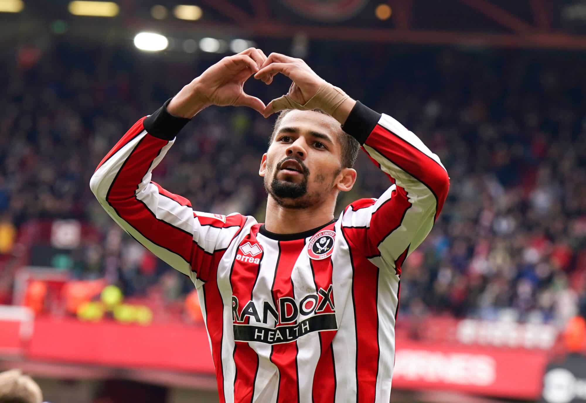 découvrez les dernières rumeurs mercato : arsenal vise le transfert de ndiaye tandis que manchester united suit de près tonali. toutes les infos et analyses ici.