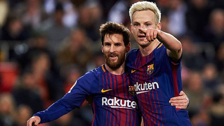 ivan rakitic appelle à un hommage digne de la légende lionel messi, soulignant son impact exceptionnel sur le football mondial.