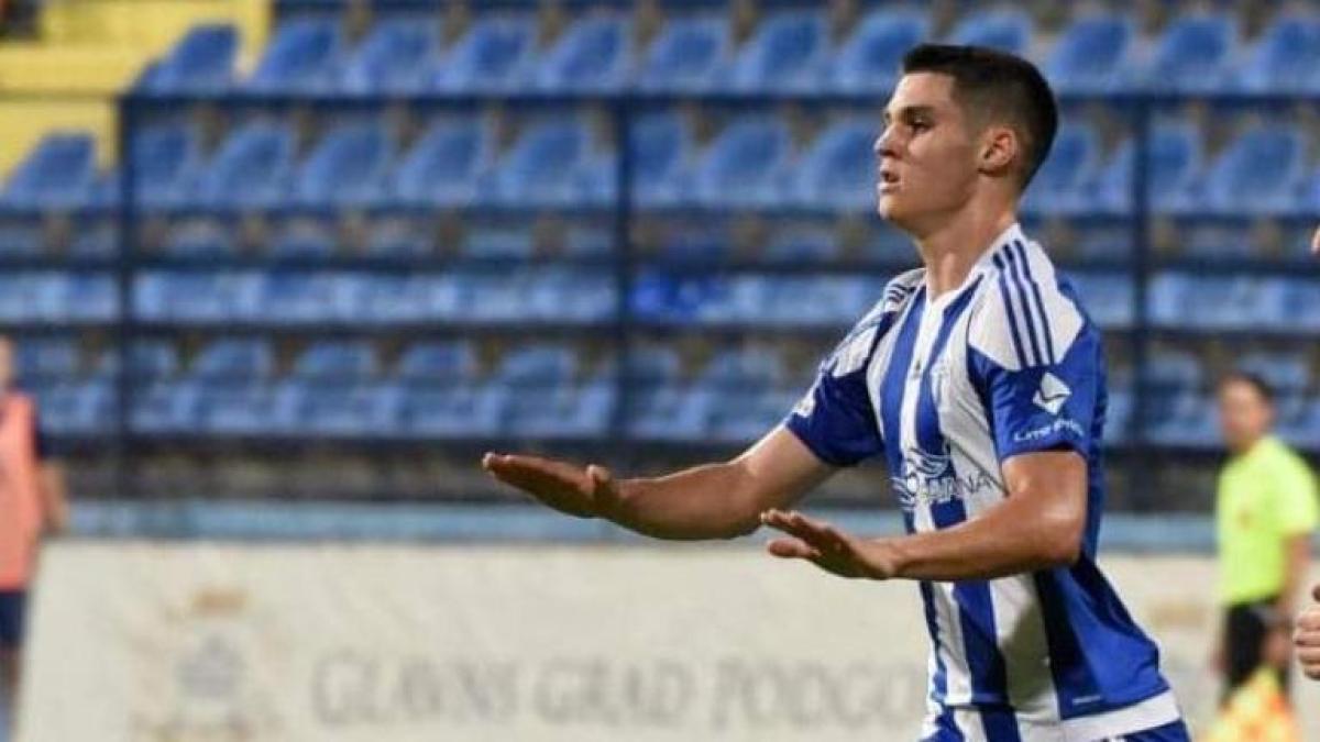 découvrez les dernières informations sur l'avenir incertain d'adzic à la juventus, les possibles décisions du club et les implications pour sa carrière.