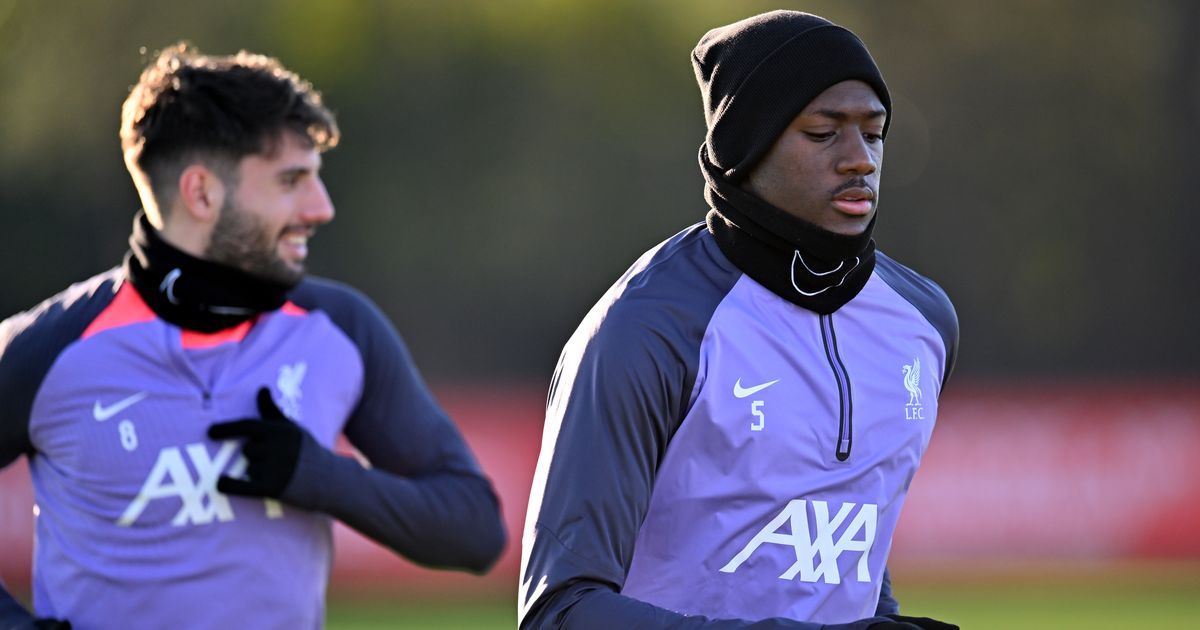 liverpool trouve le successeur de konaté à leeds : découvrez le nouveau talent recruté pour renforcer la défense des reds.