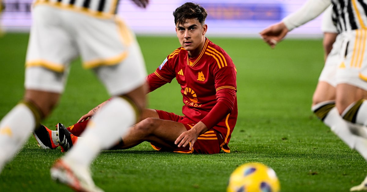 découvrez l'échange exclusif de joueurs avec dybala au sein du club passion, votre destination pour les passionnés de football et de transferts.