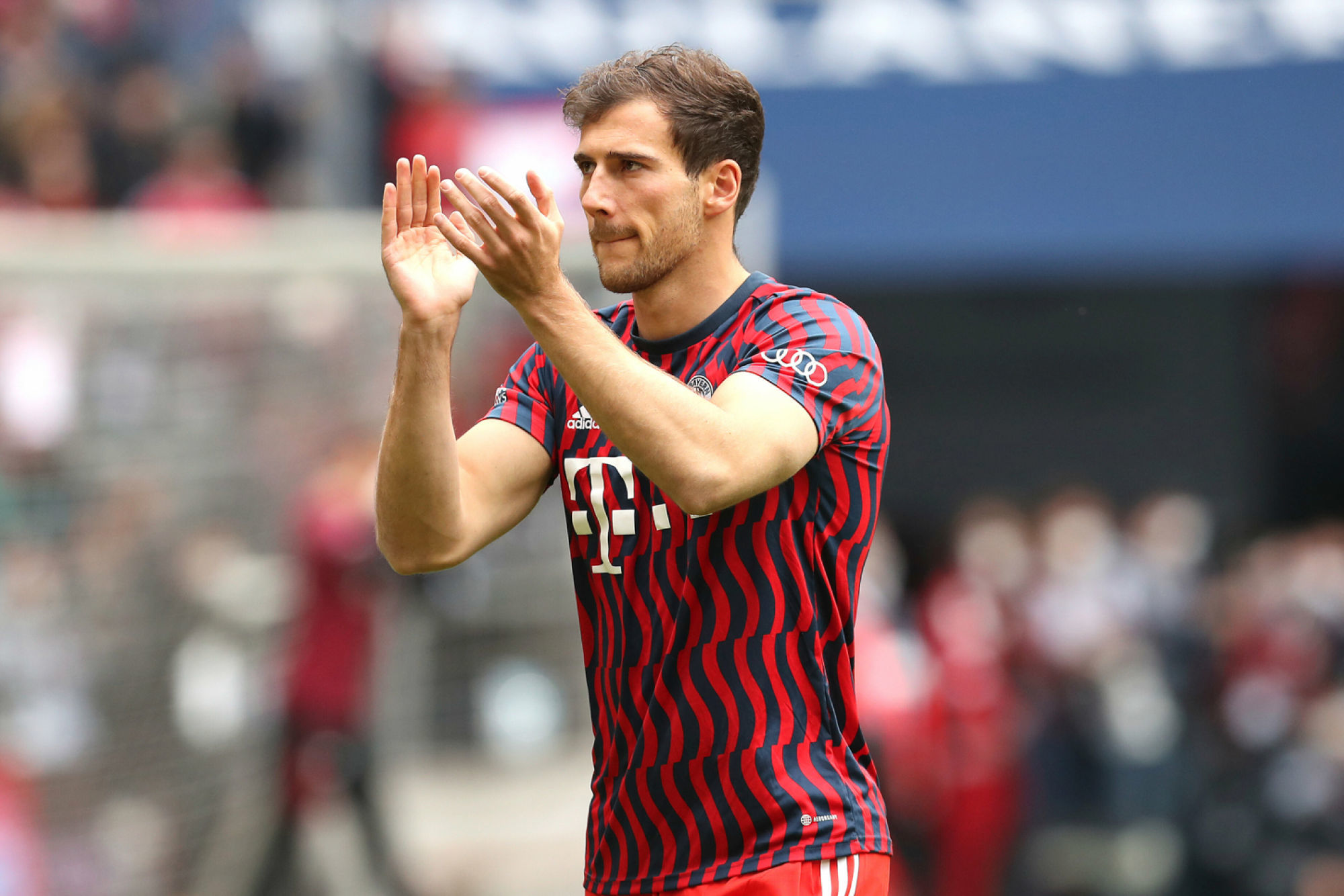 découvrez pourquoi leon goretzka est impressionné par son transfert au bayern munich et ce que cela signifie pour sa carrière.