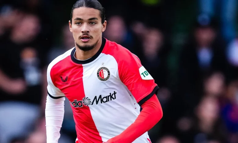 découvrez le joueur prêté par le losc pour remplacer hadj moussa à feyenoord, son profil et ses attentes dans ce nouveau défi.