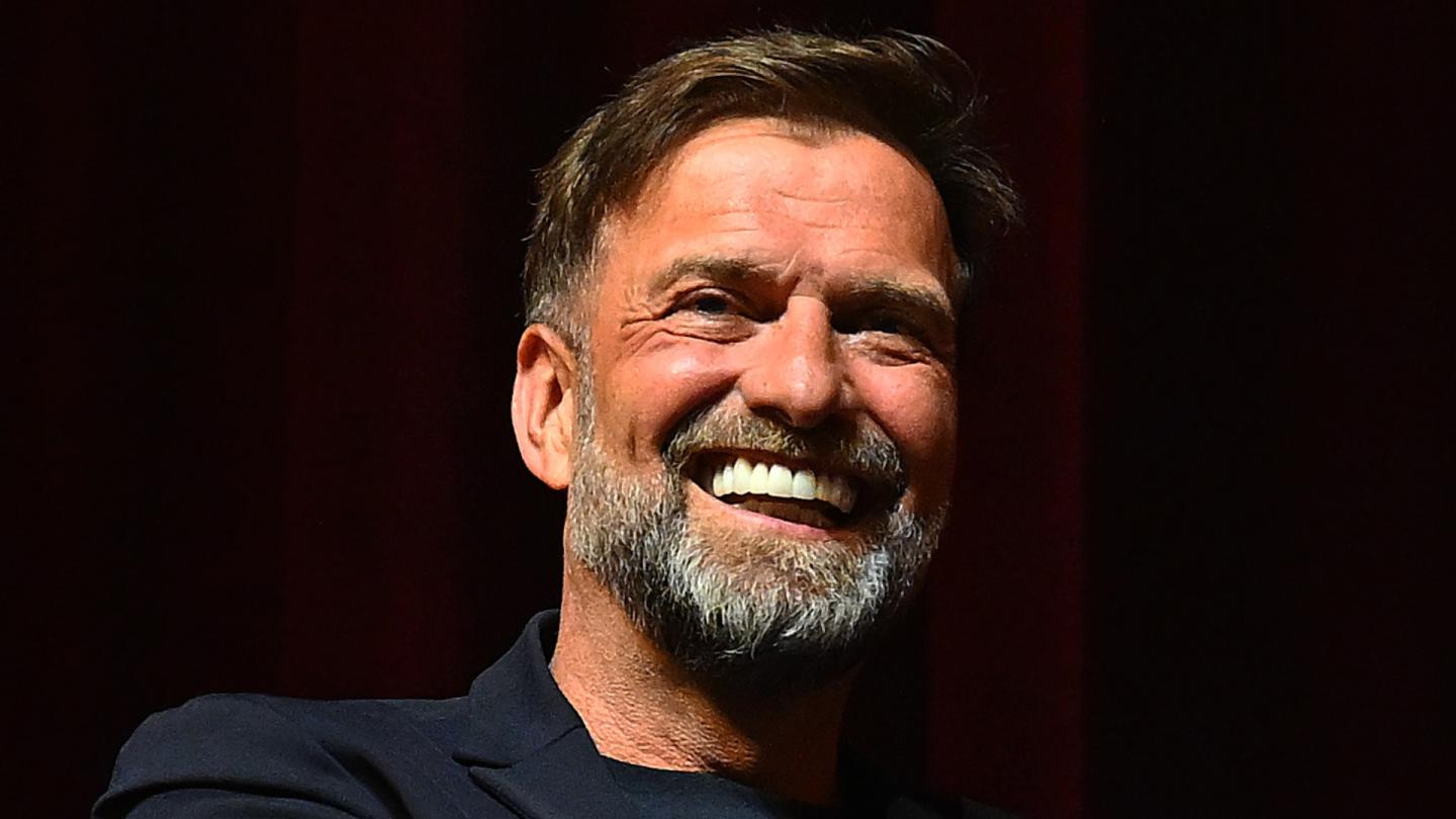 jürgen klopp, entraîneur emblématique, devient la cible d'un club saoudien ambitieux cherchant à renforcer son équipe avec un coach de renommée internationale.