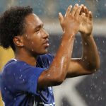 chelsea prend une décision importante concernant malick fofana, révélant les ambitions du club et l'avenir du jeune talent.
