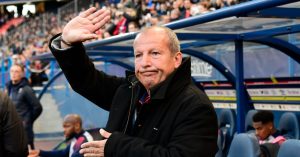 découvrez la surprenante déclaration de rolland courbis au téléphone : 'je pars en prison'. les détails exclusifs de cette annonce choc.